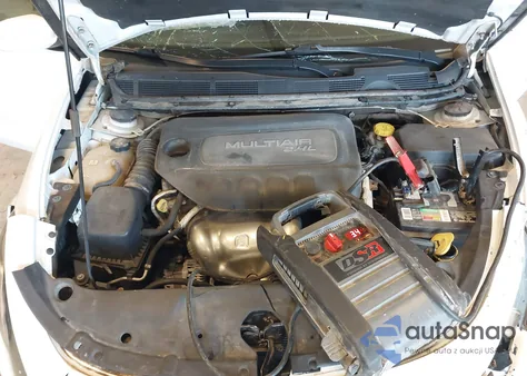 2015 Dodge Dart Sxt из США, поврежденный, VIN 1C3CDFBB6FD301915